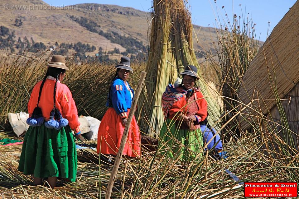 PERU - Lago Titicaca Isole Uros - 04.jpg